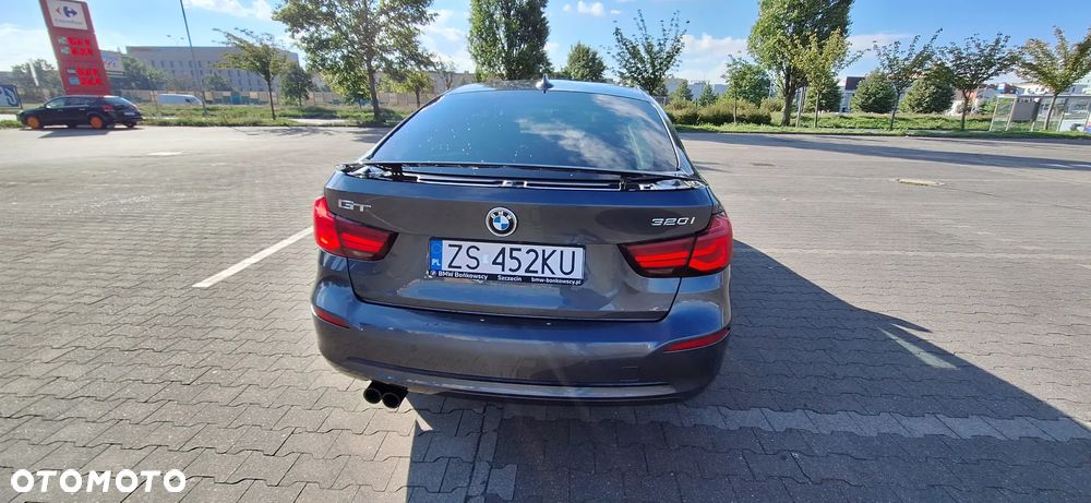 BMW 3GT 320i GPF Sport Line - 6