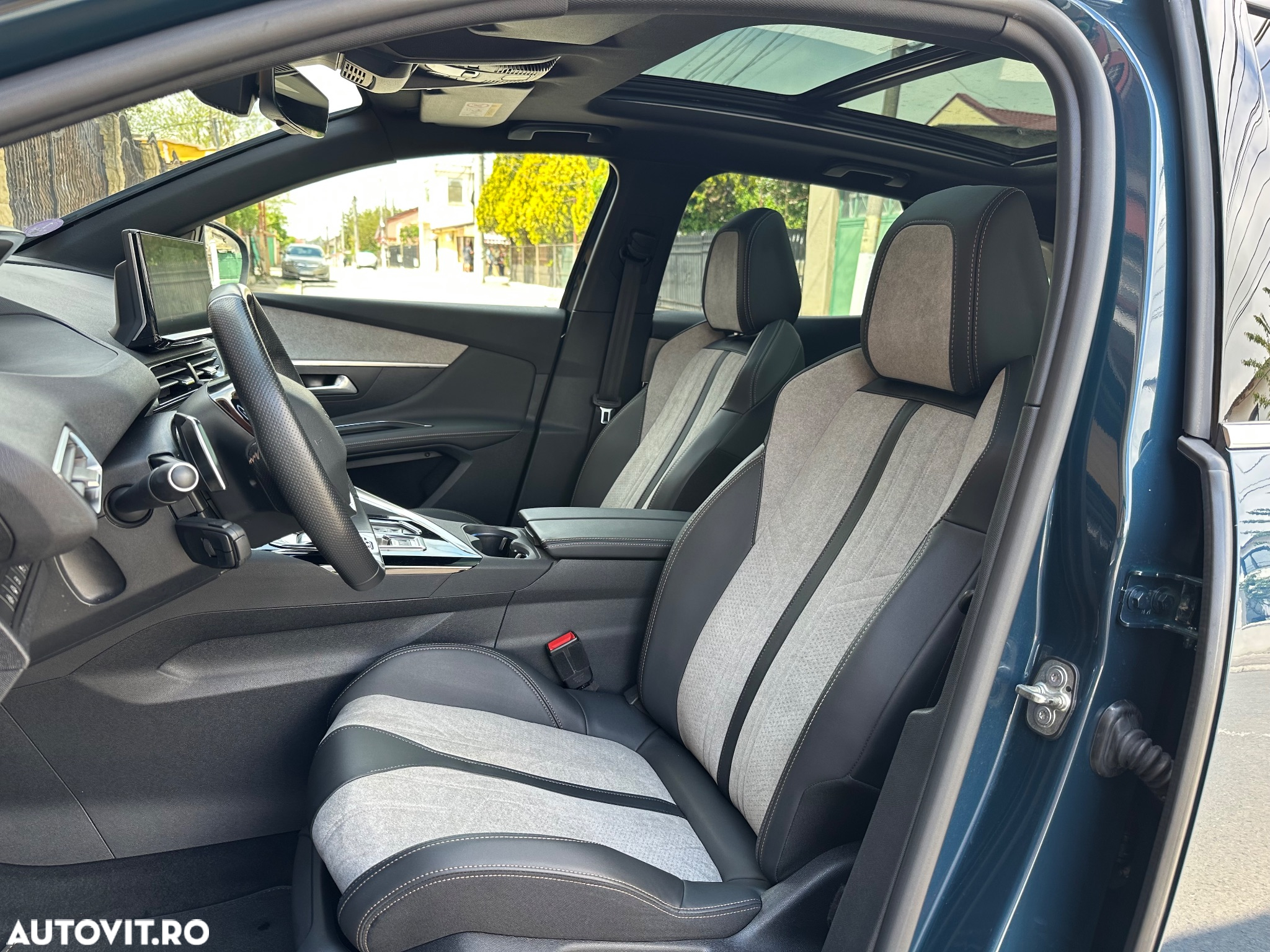 Peugeot 3008 PHEV EAT8 GT Pack - 26