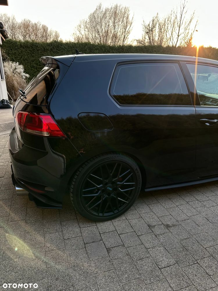 Volkswagen Golf 2.0 GTI - 9