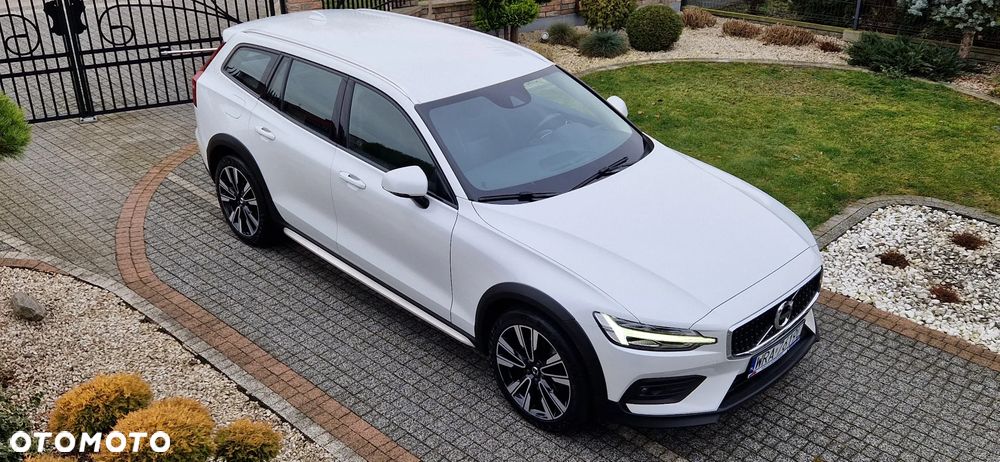 Volvo V60 Cross Country D4 AWD Geartronic Pro - 10
