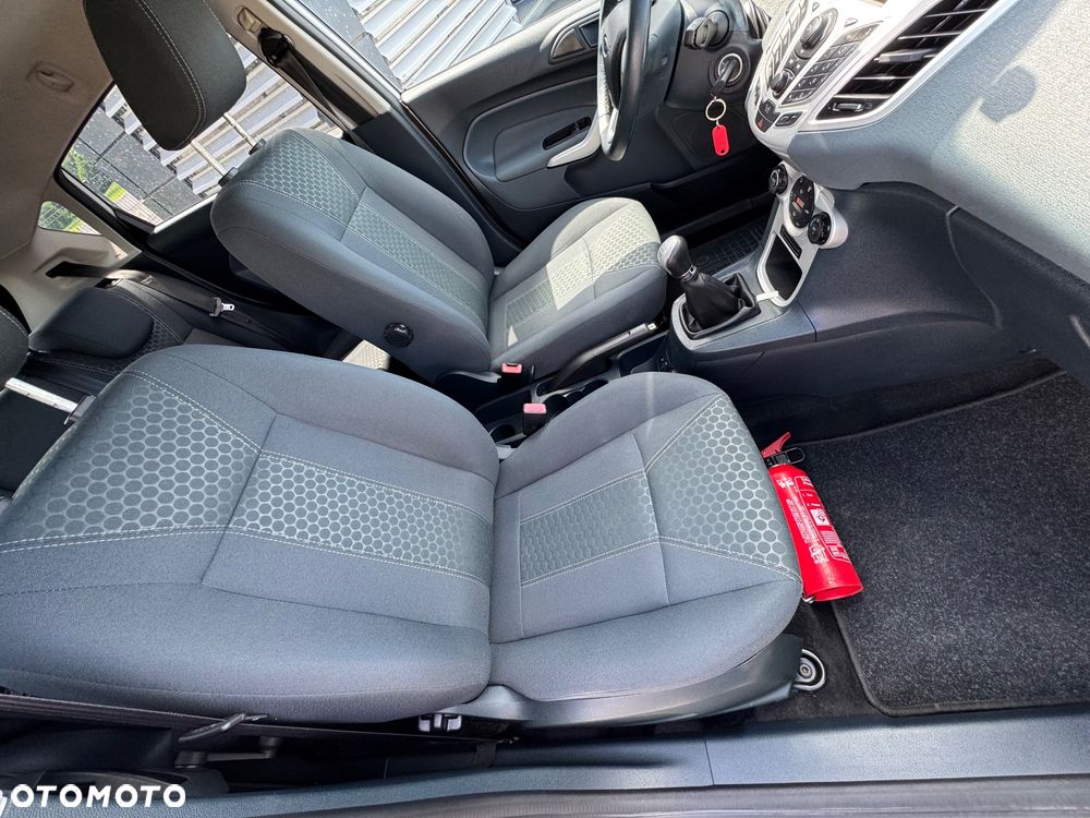 Ford Fiesta 1.4 Titanium - 18