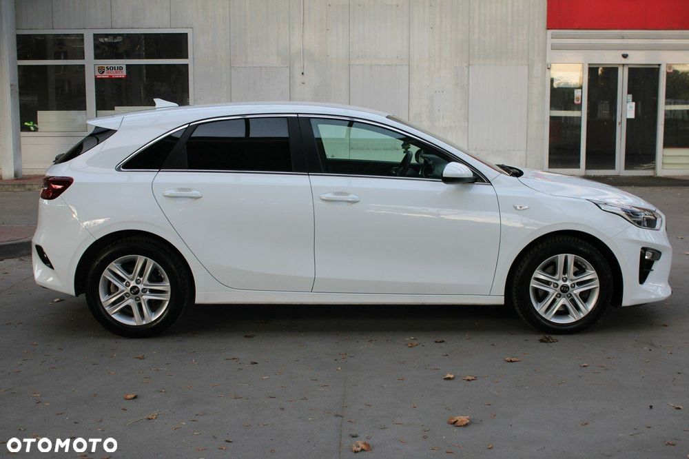 Kia Ceed - 4
