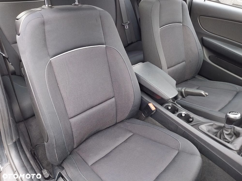 BMW Seria 1 118d DPF Edition Sport - 15