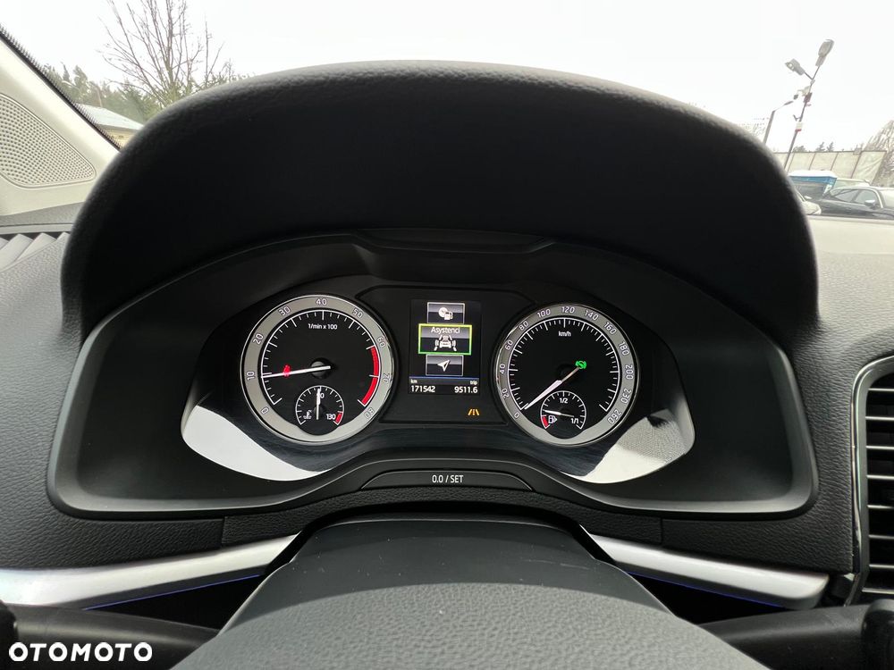 Skoda Karoq 1.5 TSI ACT DSG Ambition - 24