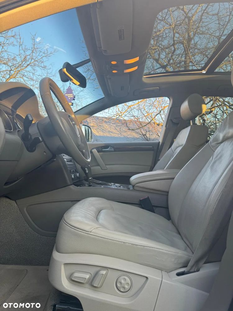 Audi Q7 3.6 FSI Quattro Tiptronic - 11