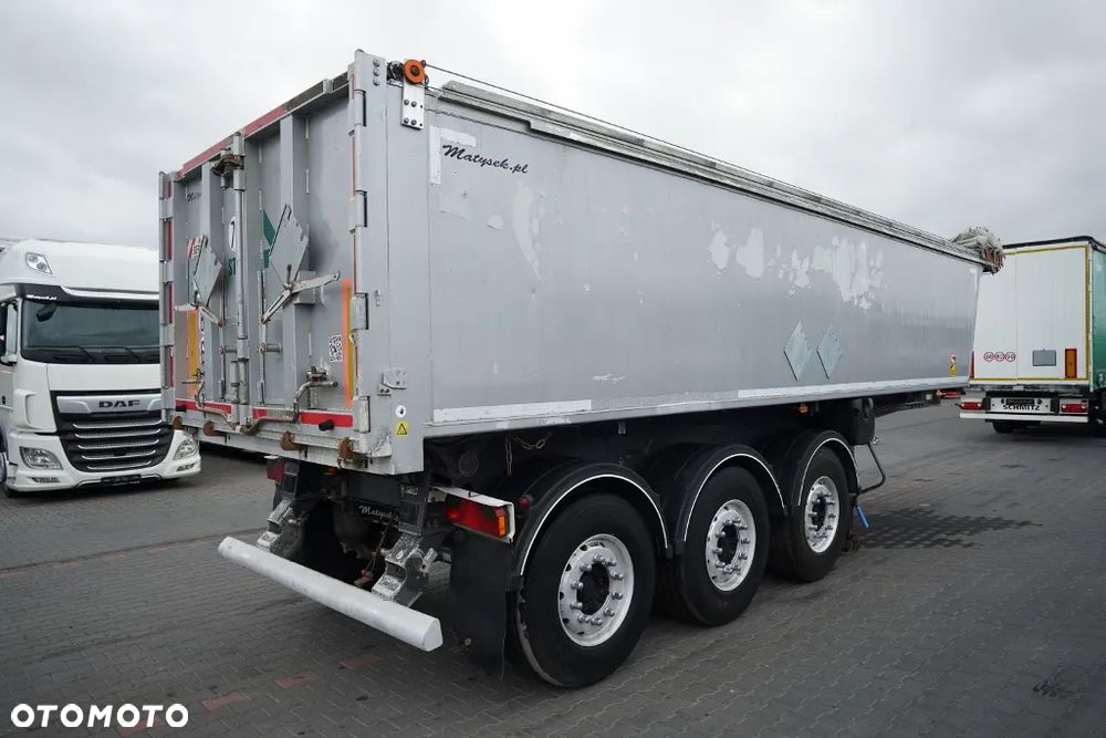 Stas / WYWROTKA - 28 m3 / ALUMINIOWA / OŚ PODNOSZONA / PLANDEKA ELEKTRYCZNA /   WAGA: 5 260 KG / / - 6