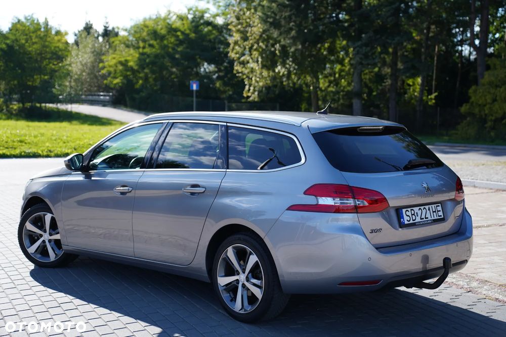 Peugeot 308 SW BlueHDi 150 EAT6 Stop & Start Allure - 9