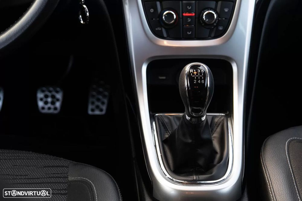 Opel Astra Sports Tourer 1.6 CDTi Executive S/S - 19