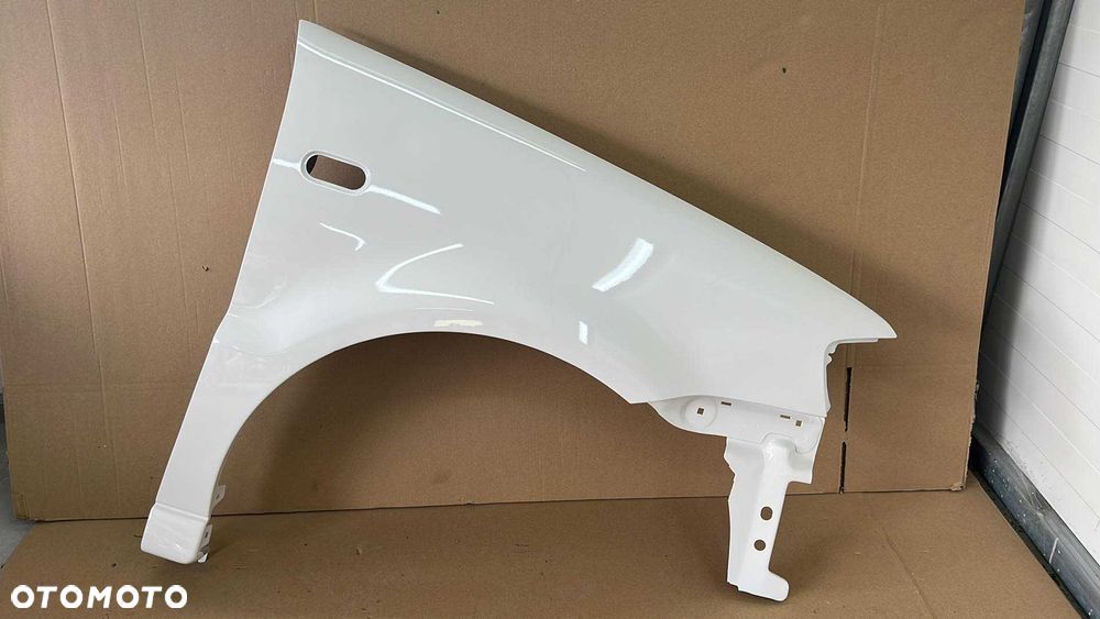 Volkswagen Polo 6N2 Błotnik - LB9A - Ocynk/Nowy! Prawy - 1