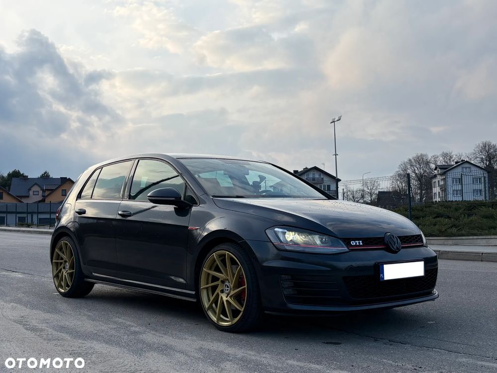 Volkswagen Golf 2.0 TSI BMT GTI - 23