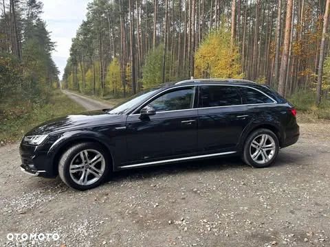 Audi A4 Allroad - 1