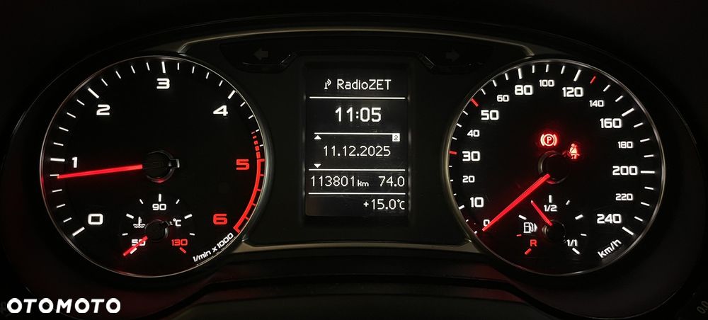 Audi A1 Sportback 1.6 TDI S line Sportpaket - 11