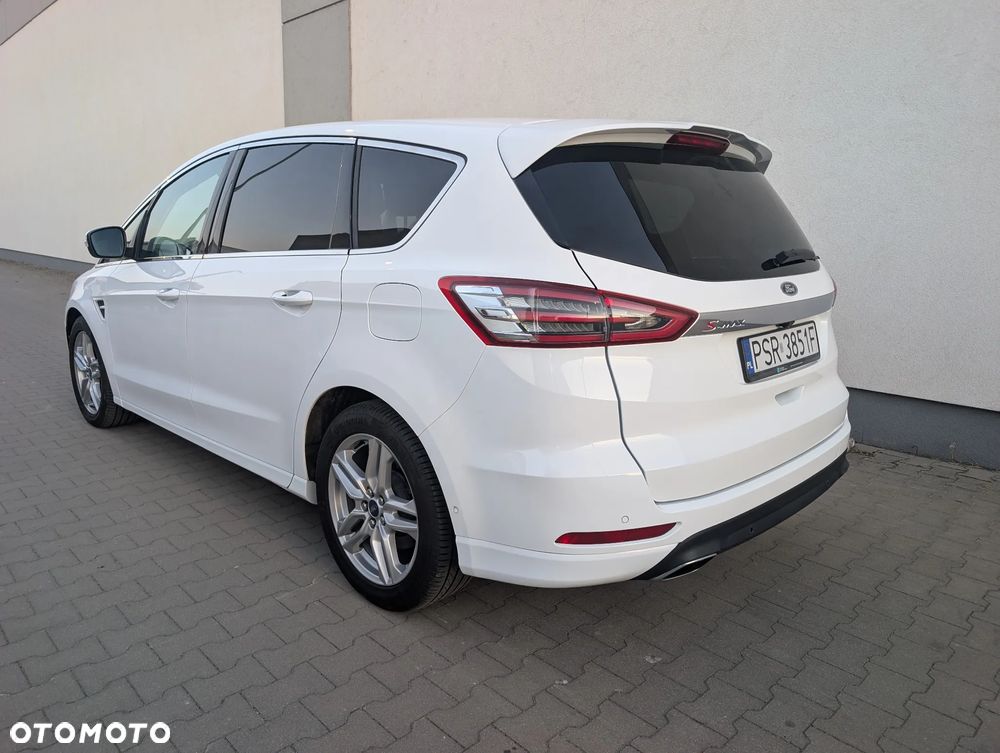 Ford S-Max 2.0 EcoBlue Titanium - 4