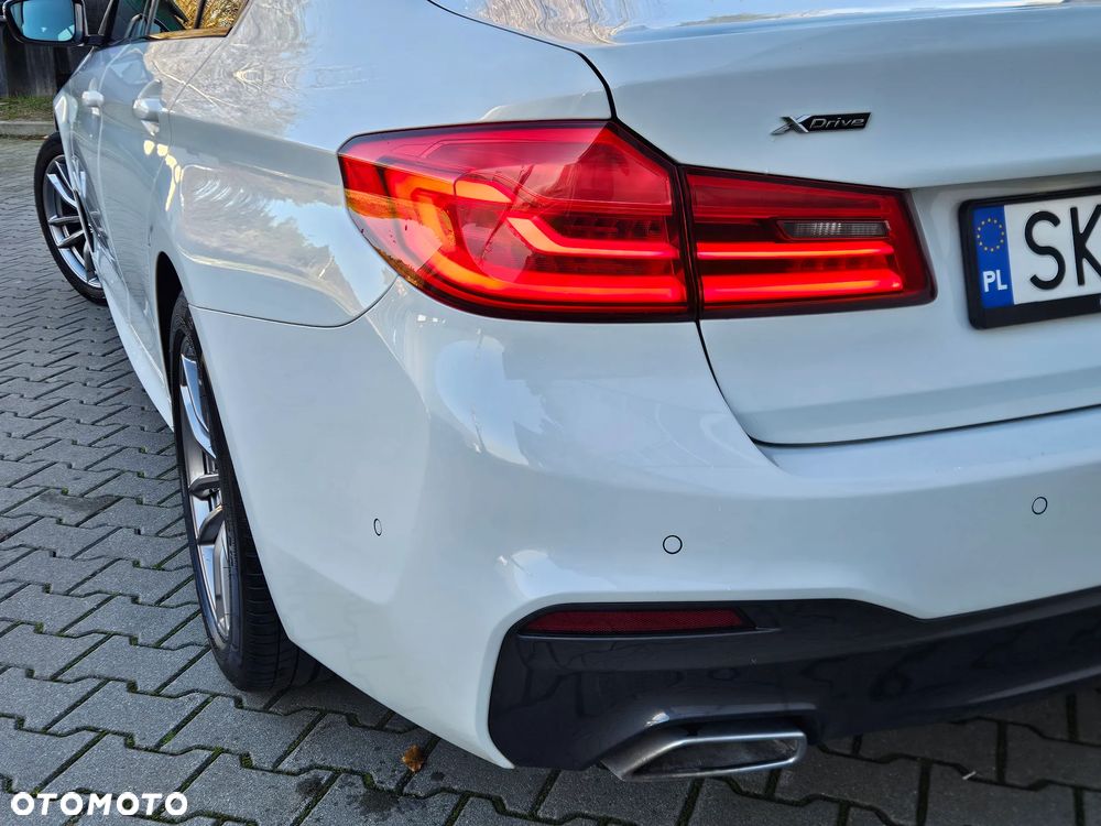 BMW Seria 5 520d xDrive M Sport sport - 26