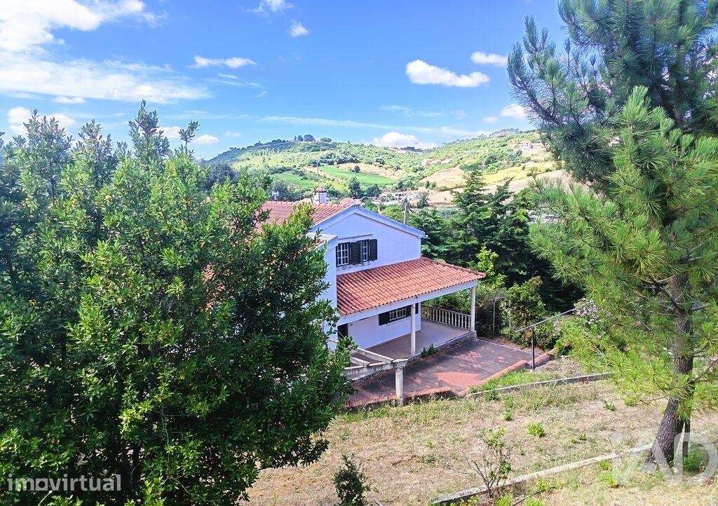 Moradia isolada T2 em Alenquer de 173,5 m2 - Grande imagem: 2/40
