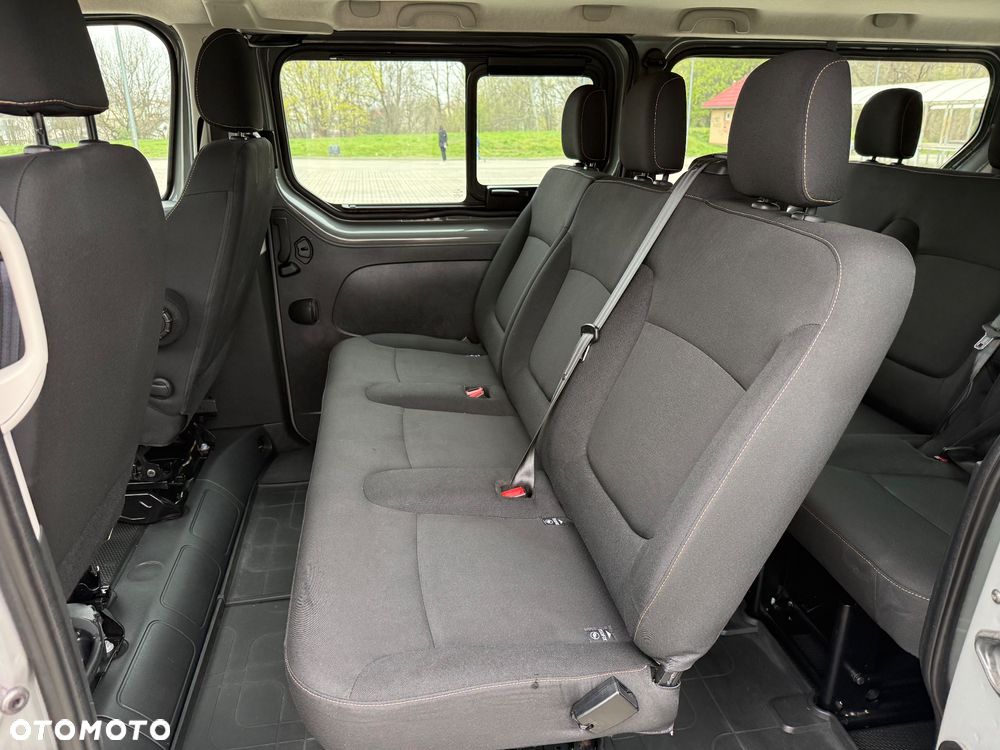 Renault Trafic - 15