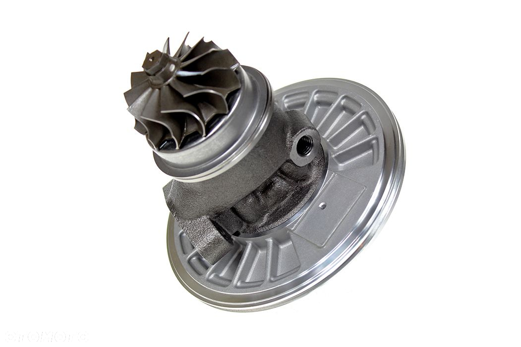 Środek turbo 7811404 BMW 335 d (E90/E91/E92) M57D30TÜ2 3.0D 2006 - 8
