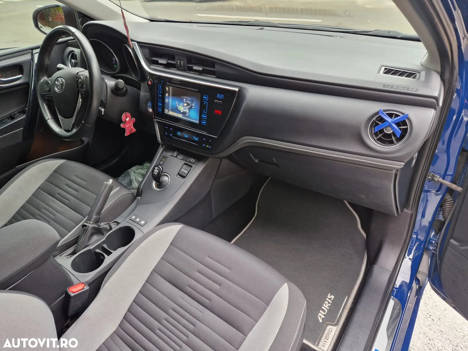 Toyota Auris - 7