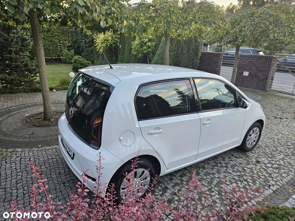 Volkswagen up! (BlueMotion Technology) move - 6