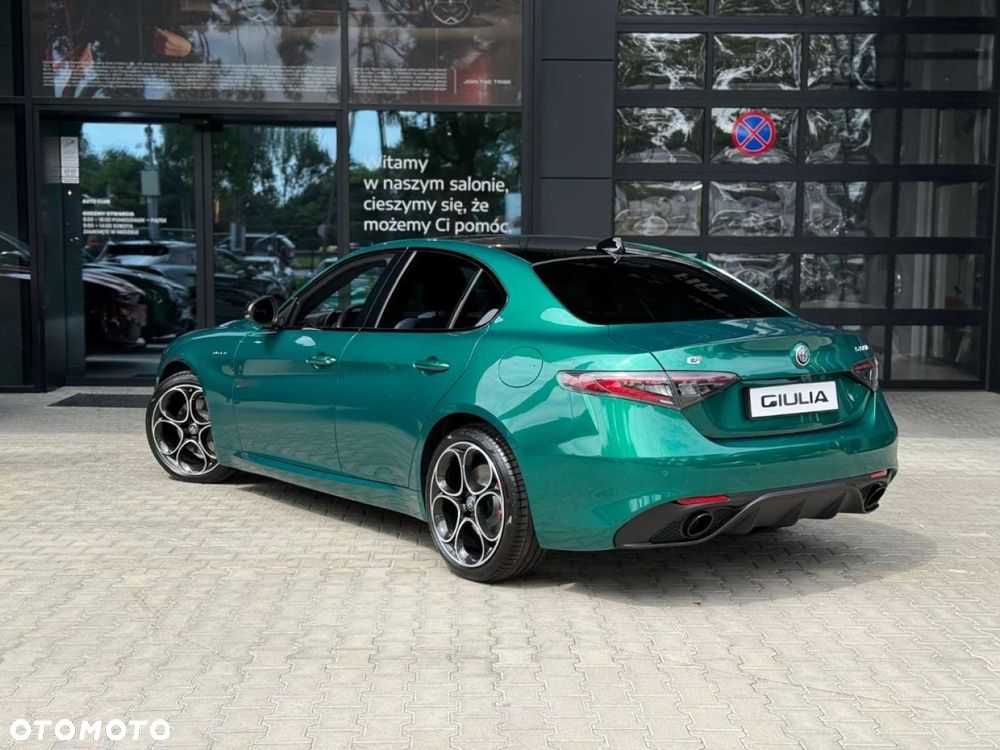 Alfa Romeo Giulia - 9