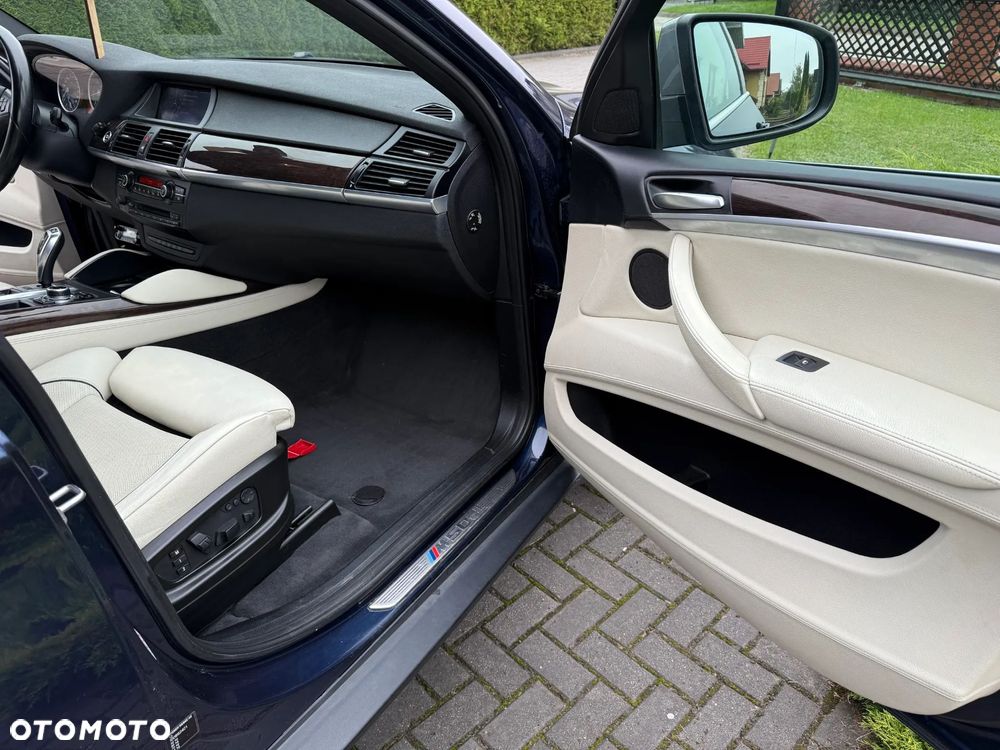 BMW X6 M50d - 27