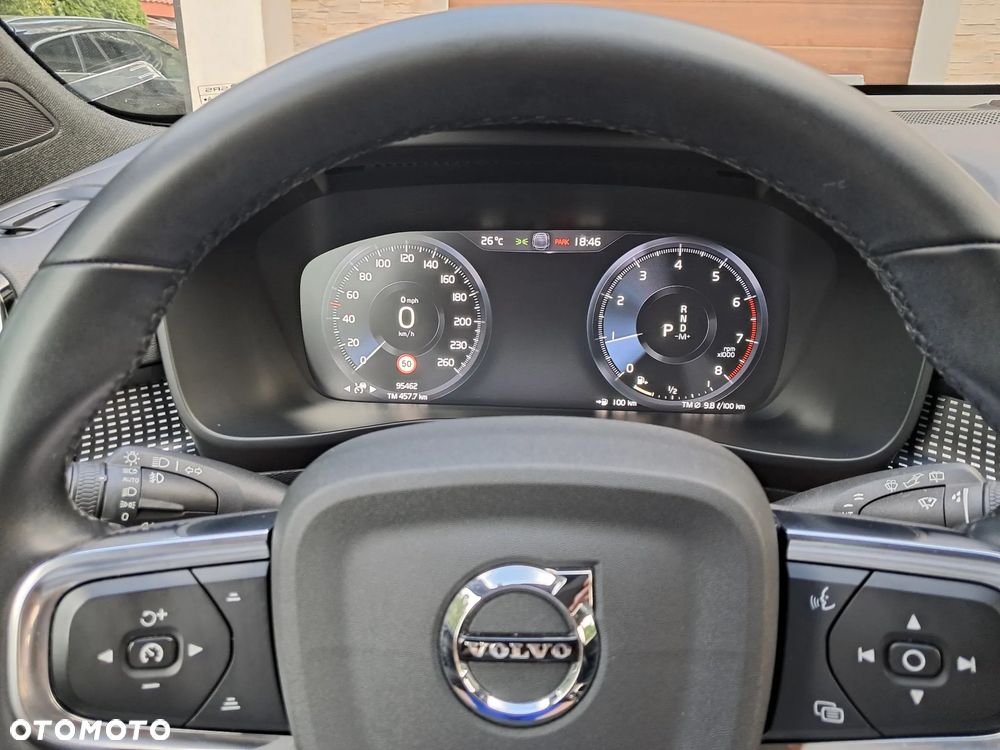 Volvo XC 40 T5 AWD R-Design - 18