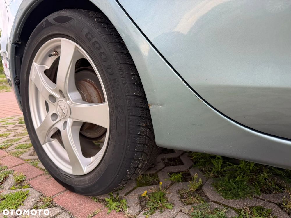 Mitsubishi Lancer 1.5 - 21
