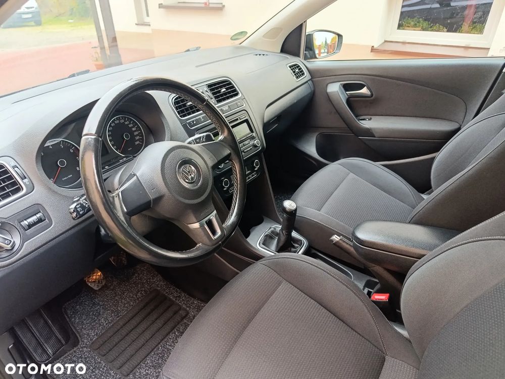 Volkswagen Polo 2011 photo 5