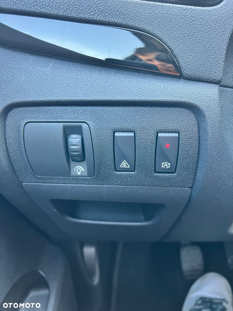 Renault Scenic ENERGY TCe 115 Bose Edition - 20