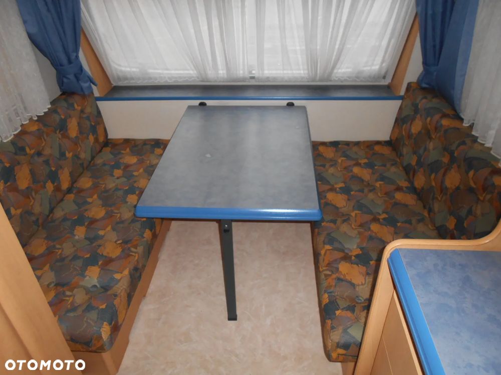 Hobby DE LUXE 400 - 11