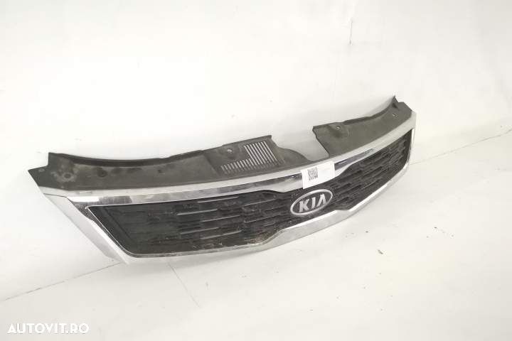 Grila Centrala Radiator Originala In Stare Buna  Kia  Ceed  2 2012 201 - 2