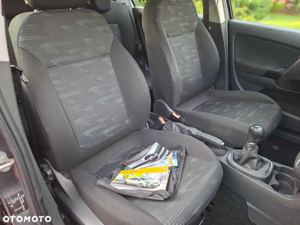Opel Corsa 1.2 16V Enjoy - 11