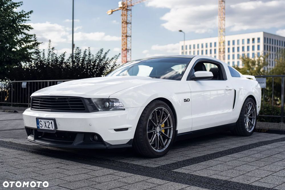 Ford Mustang 5.0 V8 GT Premium - 5