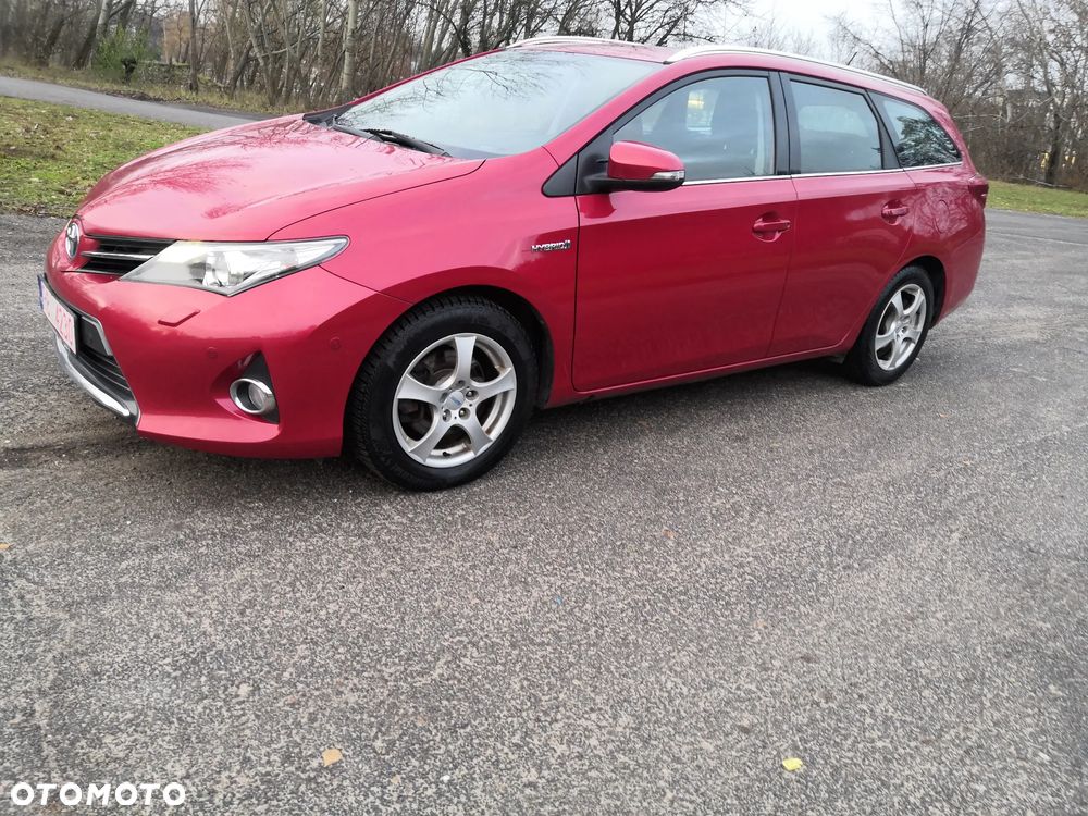 Toyota Auris 1.8 HSD Luna - 4