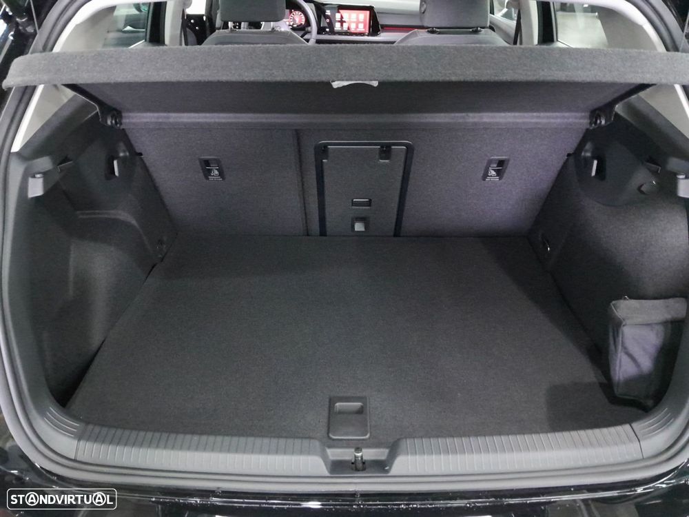 VW Golf 1.4 TSI e-Hybrid DSG - 21