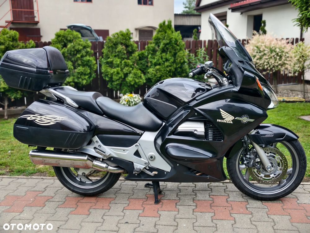 Honda ST - 3