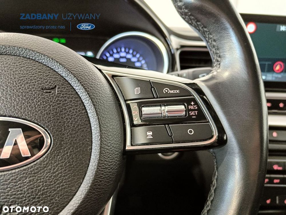 Kia Ceed 1.6 GDI PHEV L DCT - 21