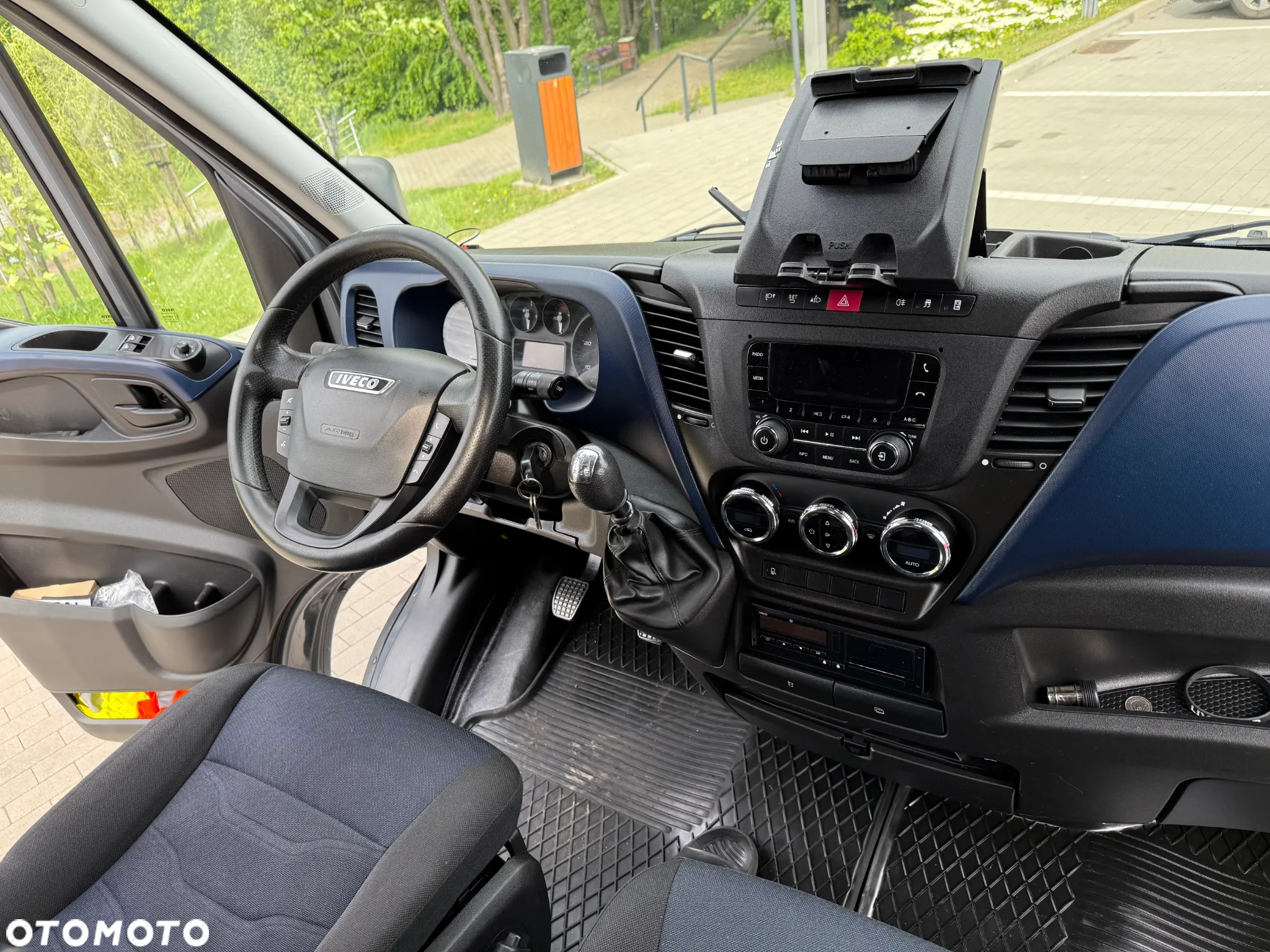 Iveco DAILY - 9