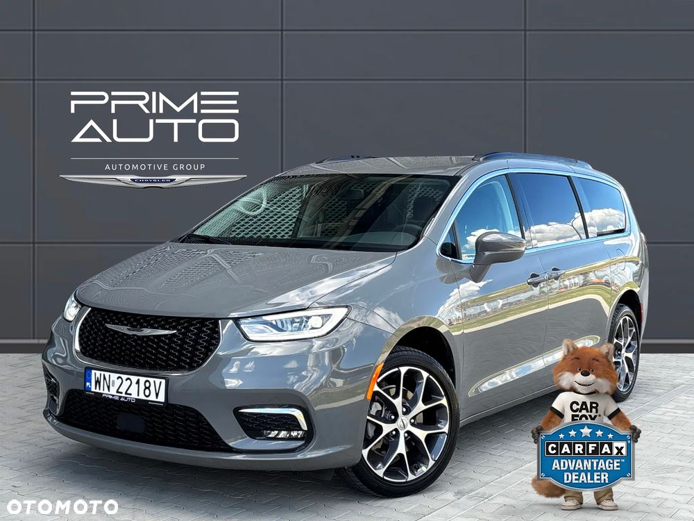 Chrysler Pacifica - 1