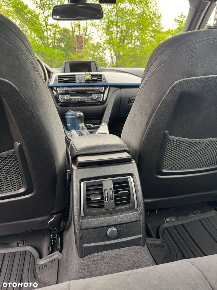 BMW Seria 3 318i - 19