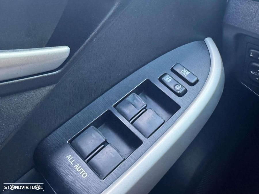 Toyota Prius 1.8 Premium+Pele+GPS - 12