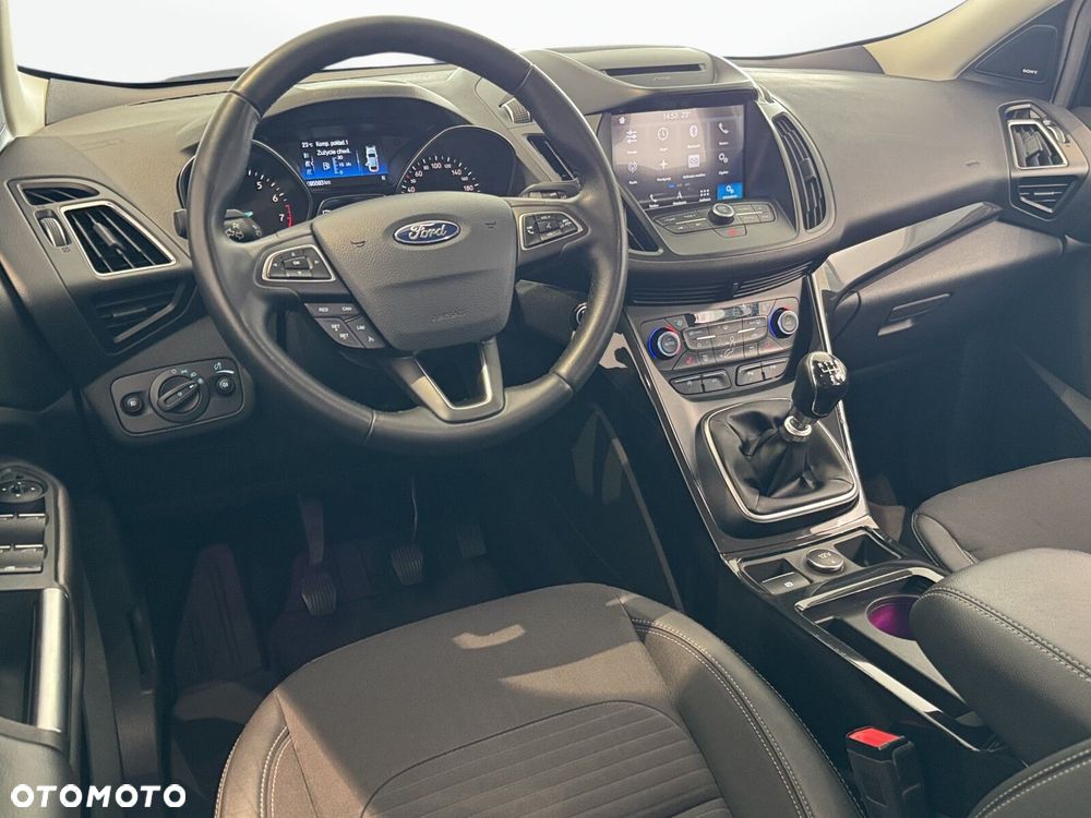 Ford Kuga - 15