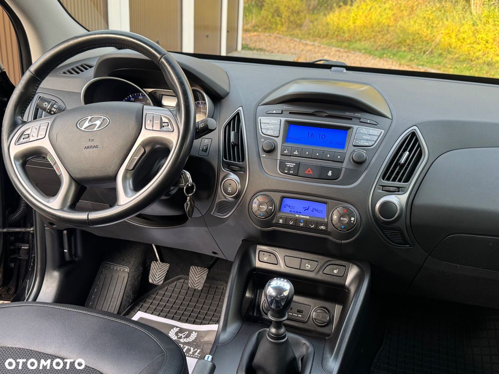 Hyundai ix35 blue 1.6 2WD Finale Silver - 35