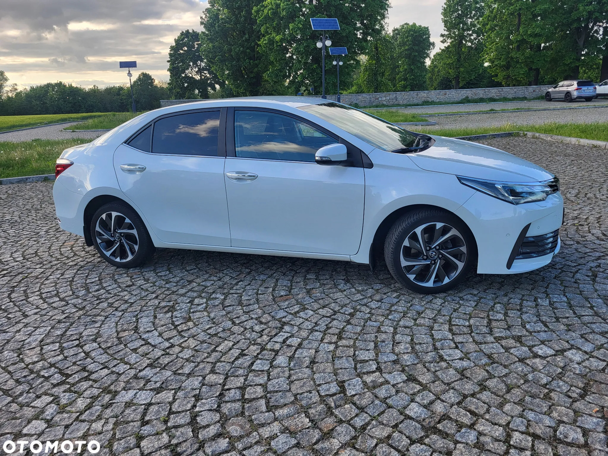 Toyota Corolla 1.6 Prestige EU6 - 9