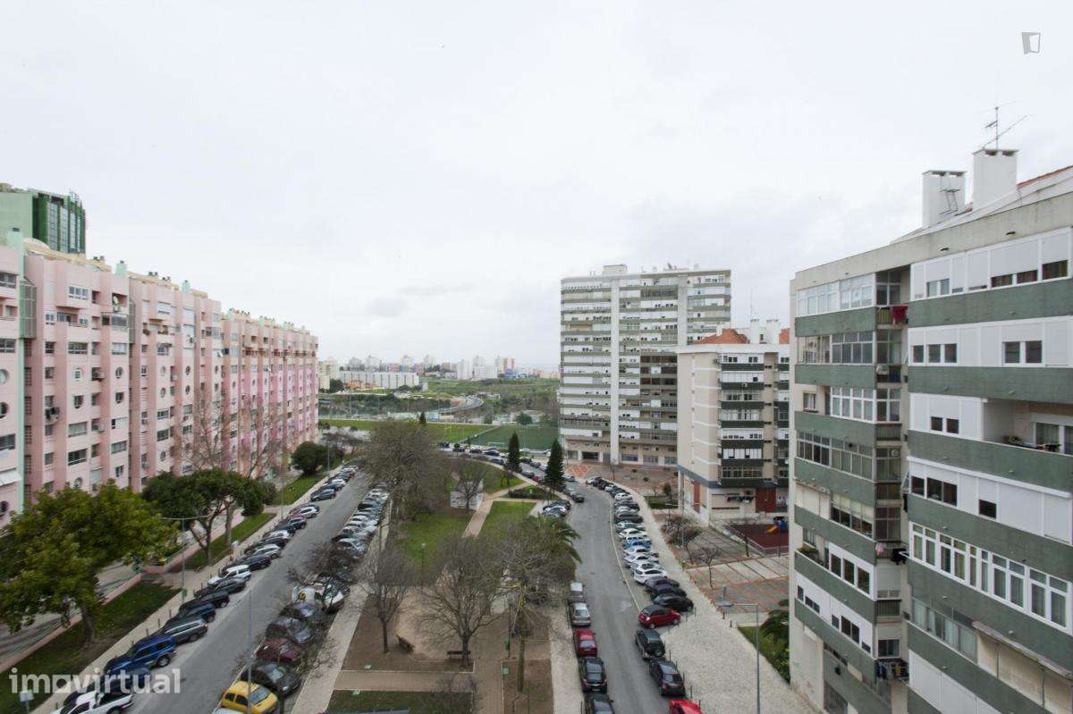 Quarto - localizado em Olaias Lisbon - Grande imagem: 4/15