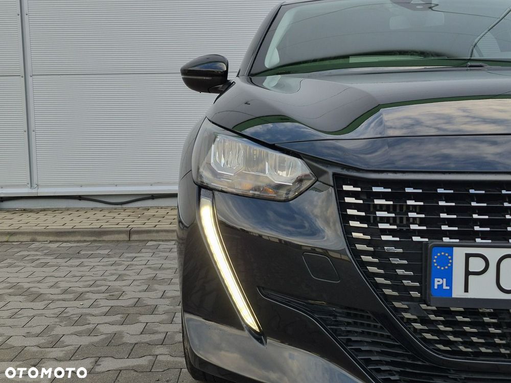 Peugeot 208 - 5
