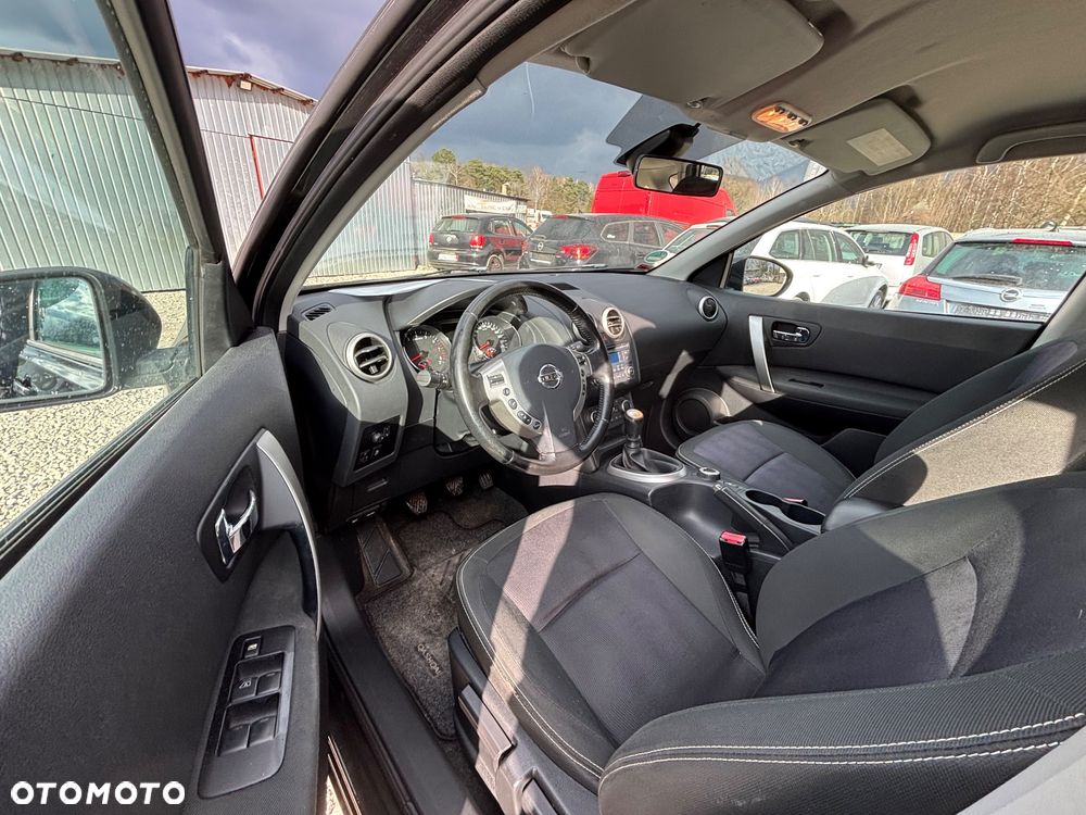 Nissan Qashqai 2.0 4x4 Tekna - 17