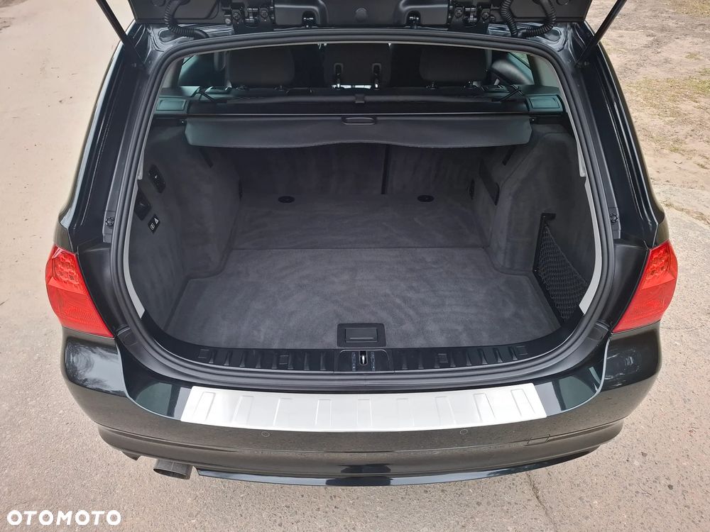 BMW Seria 3 318i - 17