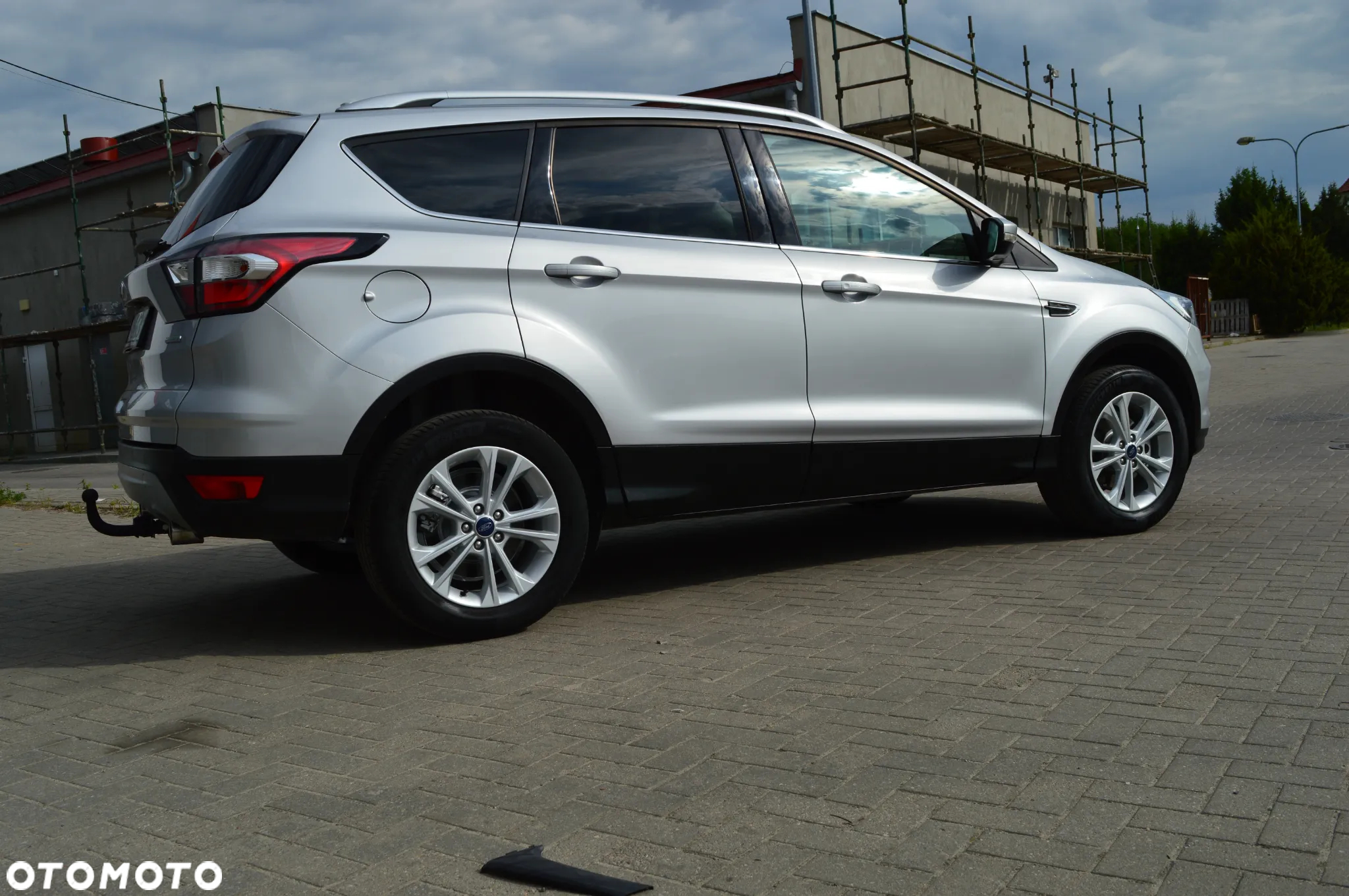 Ford Kuga 1.5 EcoBoost 2x4 Titanium - 11