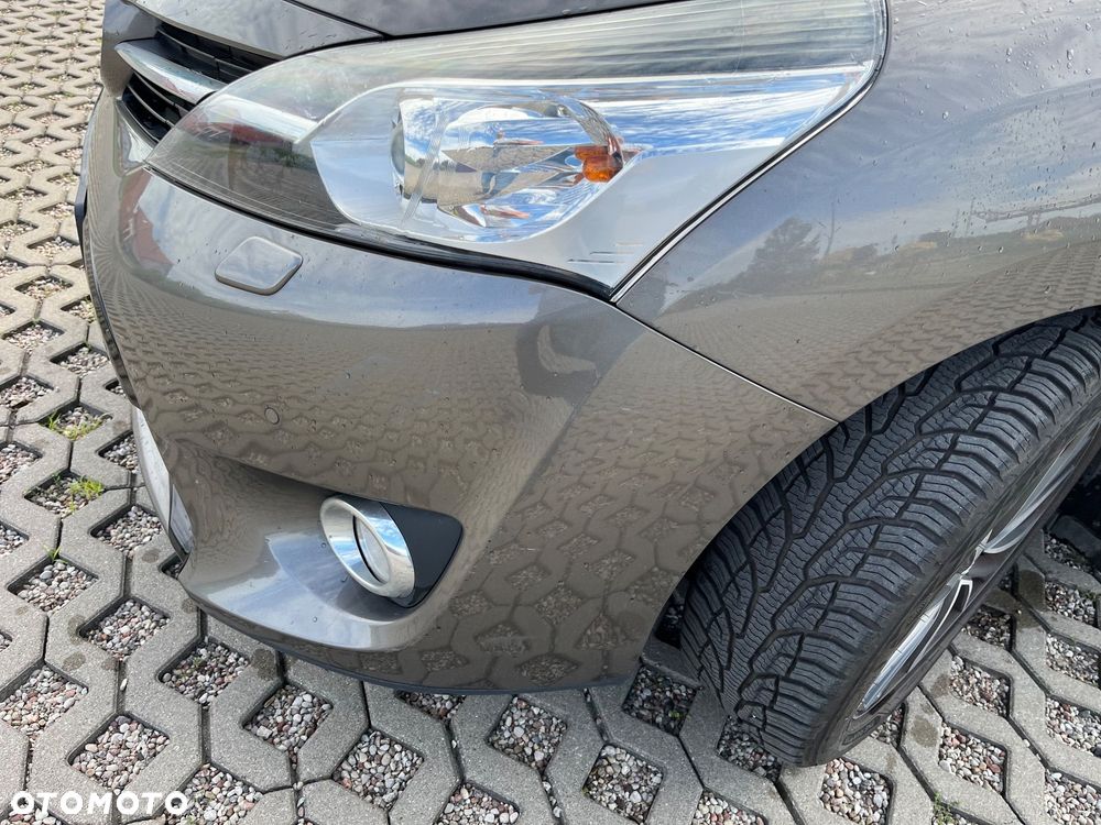 Toyota Verso 1.8 Premium 7os EU6 - 7